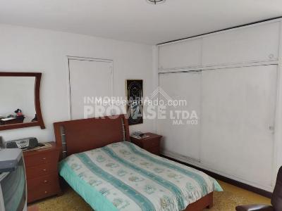 Casa de 5 alcobas en venta en Popular, Cúcuta, 331 m² · foto 13 de 20