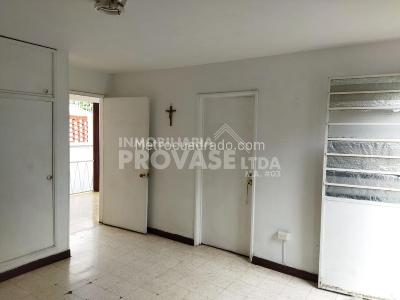 Casa de 5 alcobas en venta en Popular, Cúcuta, 331 m² · foto 16 de 20