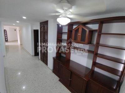 Apartamento de 3 alcobas en venta en La Riviera, Cúcuta, 217 m² · foto 15 de 20