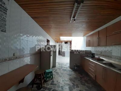 Casa de 5 alcobas en venta en La Riviera, Cúcuta, 470 m² · foto 5 de 14