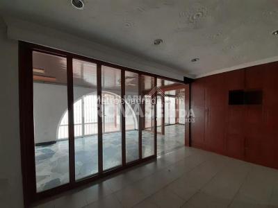 Casa de 5 alcobas en venta en La Riviera, Cúcuta, 470 m² · foto 9 de 14
