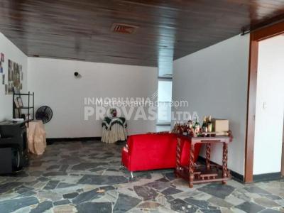 Casa de 5 alcobas en venta en La Riviera, Cúcuta, 470 m² · foto 10 de 14