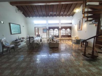 Casa de 3 alcobas en venta en Blanco, Cúcuta, 270 m² · foto 5 de 11