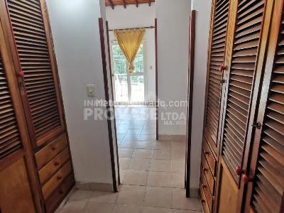 Casa de 3 alcobas en venta en Lleras Restrepo, Cúcuta, 181 m² · foto 14 de 20