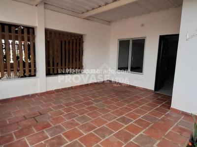 Casa de 3 alcobas en venta en Urb, Cúcuta, 150 m² · foto 2 de 17