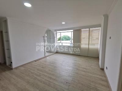 Apartamento en venta en Caobos, Cúcuta · foto 2 de 17