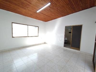 Casa de 5 alcobas en venta en Lleras Restrepo, Cúcuta, 420 m² · foto 12 de 20
