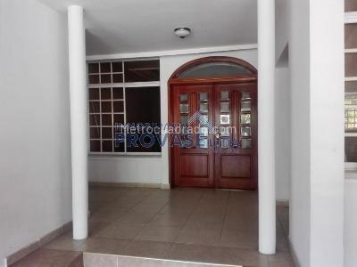 Casa en venta en Quinta Oriental, Cúcuta · foto 2 de 20