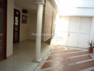 Casa de 3 alcobas en venta en Caobos, Cúcuta, 339 m² · foto 7 de 7