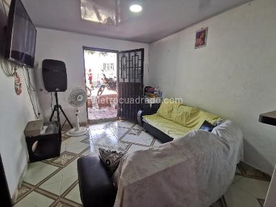 Casa de 5 alcobas en venta en Santander, Cúcuta, 184 m² · foto 4 de 12