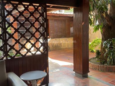 Casa de 3 alcobas en venta en Caobos, Cúcuta, 269 m² · foto 4 de 6