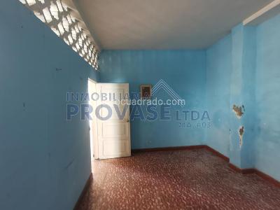 Casa de 5 alcobas en venta en Lleras Restrepo, Cúcuta, 300 m² · foto 18 de 20