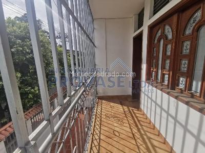 Casa de 5 alcobas en venta en Lleras Restrepo, Cúcuta, 300 m² · foto 6 de 20
