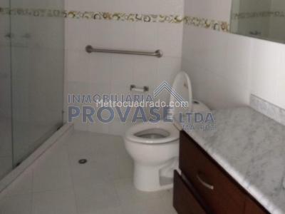 Casa de 4 alcobas en venta en San Luis, Cúcuta, 290 m² · foto 17 de 18