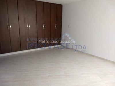 Casa de 4 alcobas en venta en San Luis, Cúcuta, 290 m² · foto 4 de 18