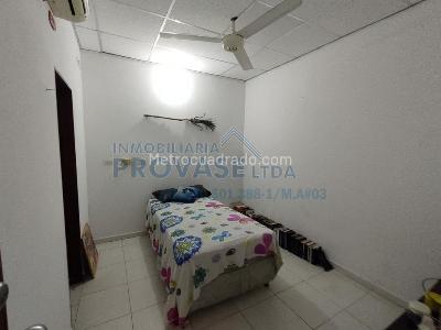 Casa de 5 alcobas en venta en Centro, Cúcuta, 240 m² · foto 9 de 13