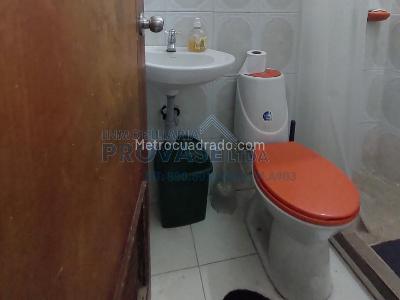 Casa de 5 alcobas en venta en Centro, Cúcuta, 240 m² · foto 11 de 13