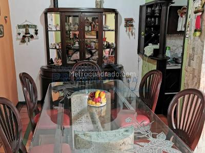 Casa de 5 alcobas en venta en Pueblo Nuevo, Cúcuta, 300 m² · foto 9 de 20