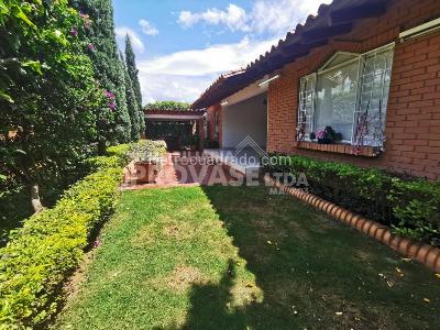 Casa de 3 alcobas en venta en Bocono, Cúcuta, 260 m² · foto 2 de 20