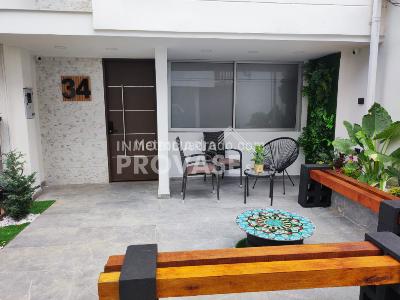 Casa de 4 alcobas en venta en San Rafael, Cúcuta, 384 m² · foto 2 de 18