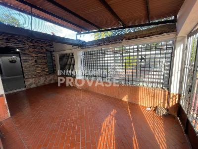 Casa en venta en Bocono, Cúcuta · foto 2 de 19