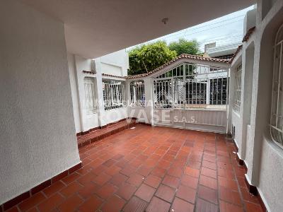 Casa de 4 alcobas en venta en Prados Del Norte, Cúcuta, 140 m² · foto 3 de 20