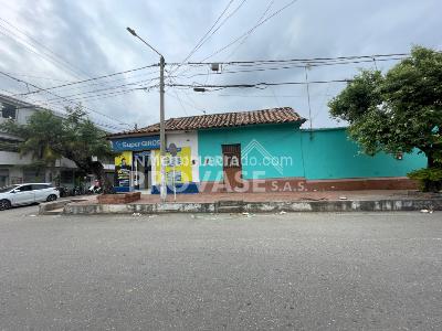 Casa de 5 alcobas en venta en Carora, Cúcuta, 324 m² · foto 3 de 5