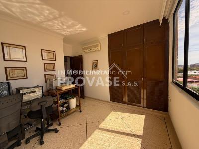 Apartamento en venta en La Riviera, Cúcuta · foto 10 de 18