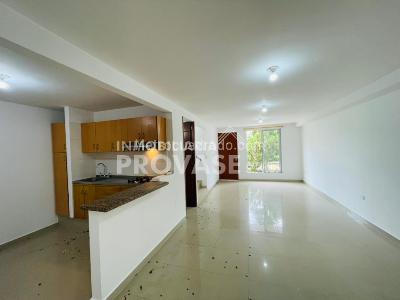 Casa de 3 alcobas en venta en Prados Del Este, Cúcuta, 110 m² · foto 2 de 20