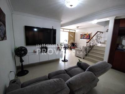 Casa de 4 alcobas en venta en Avenida Del Rio, Cúcuta, 115 m² · foto 4 de 19