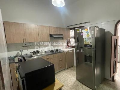 Apartamento en venta en La Riviera, Cúcuta · foto 6 de 17