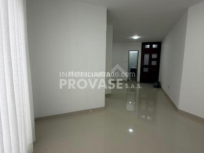 Apartamento en venta en Lleras Restrepo, Cúcuta · foto 2 de 13