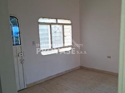 Casa de 5 alcobas en venta en Carora, Cúcuta, 120 m² · foto 2 de 10