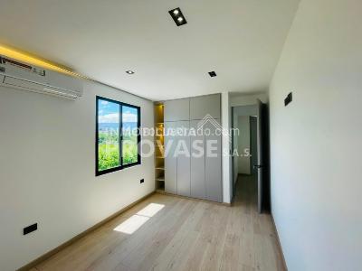 Casa de 3 alcobas en venta en Av, Cúcuta, 240 m² · foto 10 de 15