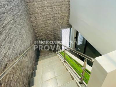 Casa de 3 alcobas en venta en Av, Cúcuta, 240 m² · foto 4 de 15