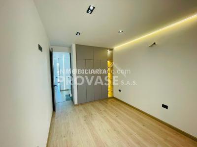 Casa de 3 alcobas en venta en Av, Cúcuta, 240 m² · foto 8 de 15