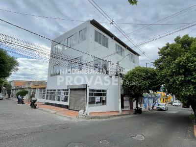 Edificio de Apartamentos en Arriendo, Prados Del Este, Cúcuta