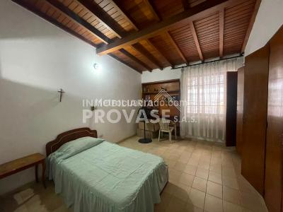 Casa de 4 alcobas en venta en Caobos, Cúcuta, 372 m² · foto 11 de 20