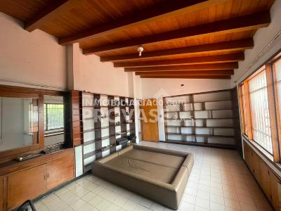 Casa de 4 alcobas en venta en Caobos, Cúcuta, 372 m² · foto 13 de 20