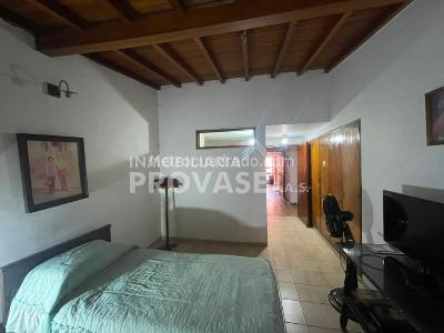 Casa de 4 alcobas en venta en Caobos, Cúcuta, 372 m² · foto 15 de 20