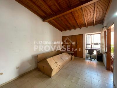 Casa de 4 alcobas en venta en Caobos, Cúcuta, 372 m² · foto 16 de 20
