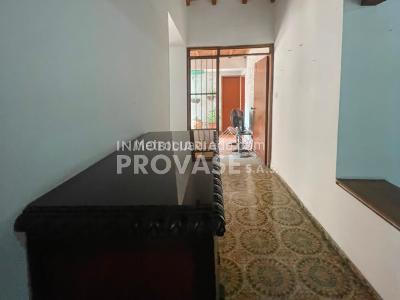 Casa de 4 alcobas en venta en Caobos, Cúcuta, 372 m² · foto 4 de 20