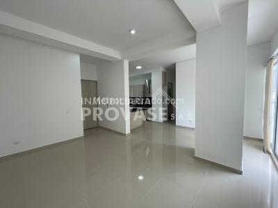Apartamento en venta en La Riviera, Cúcuta · foto 3 de 18