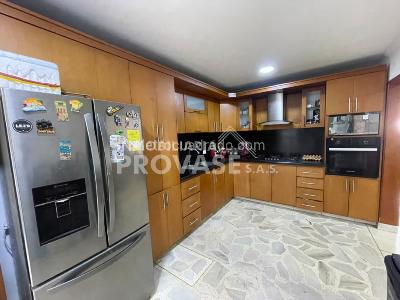Casa de 5 alcobas en venta en Av, Cúcuta, 198 m² · foto 7 de 20