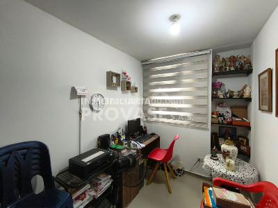 Apartamento en venta en Lleras Restrepo, Cúcuta · foto 8 de 13