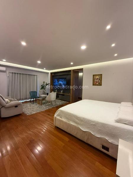 Casa – Medellín, Los Naranjos, El Poblado - Más