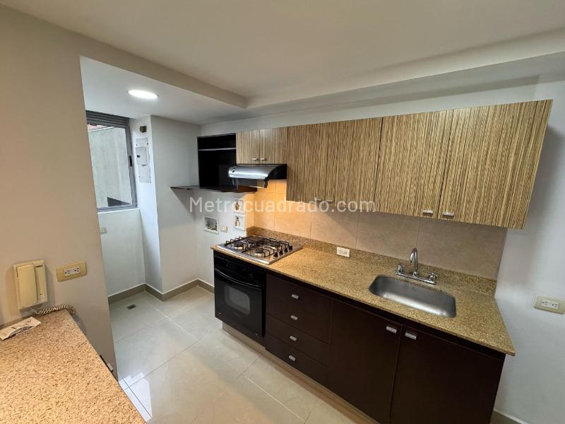 Espectacular Apartamento de 3 Alcobas en Ciudad del Río, El Poblado - 7