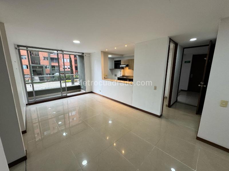 Espectacular Apartamento de 3 Alcobas en Ciudad del Río, El Poblado
