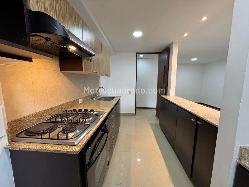 Espectacular Apartamento de 3 Alcobas en Ciudad del Río, El Poblado - 5