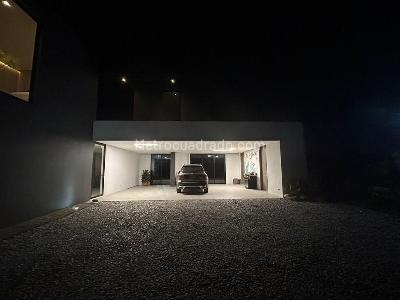 Casa de 4 alcobas en venta en Llanogrande, Rionegro · foto 10 de 16
